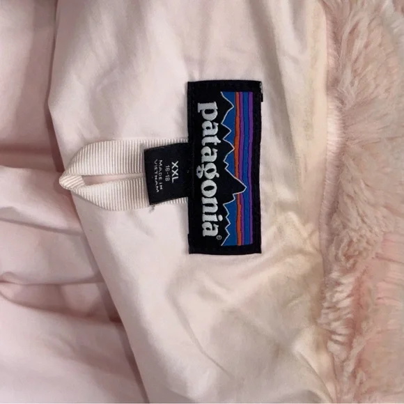 Patagonia Women’s Furry Fleece Jacket XXL (Jr) Pink Blush Full Zip - Picture 4 of 7